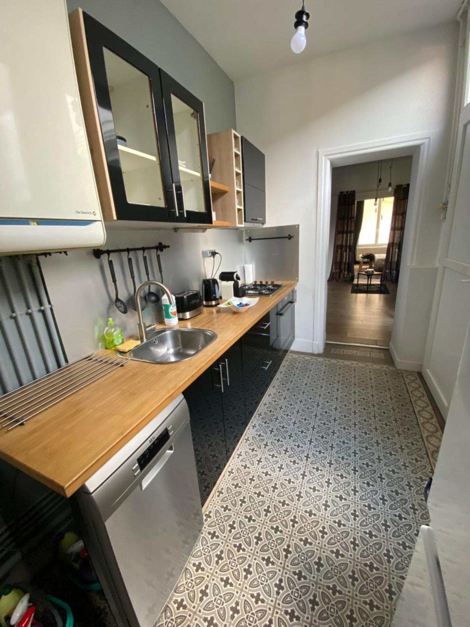 Appartement Hyper Centre Reims Le Gite Du Sorcier Екстериор снимка